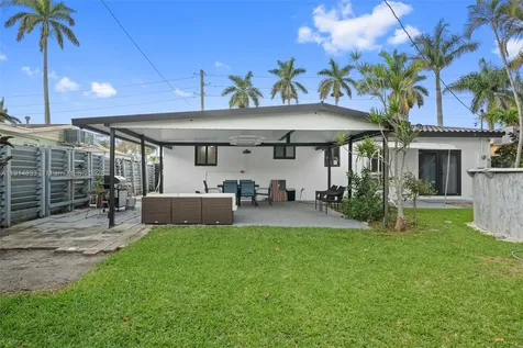 1101 N 14th Avenue Hollywood FL 33020