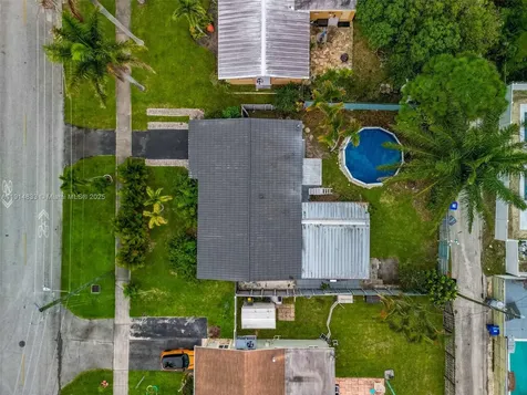 1101 N 14th Avenue Hollywood FL 33020
