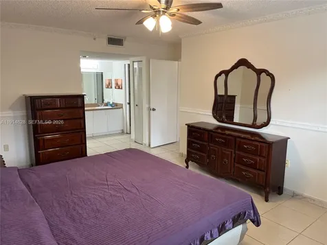1301 SW 142nd Avenue Pembroke Pines FL 33027