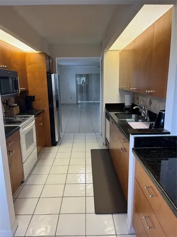 1301 SW 142nd Avenue Pembroke Pines FL 33027
