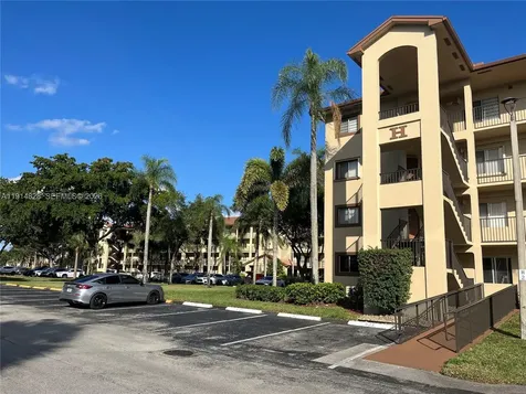 1301 SW 142nd Avenue Pembroke Pines FL 33027