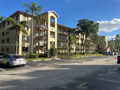 1301 SW 142nd Avenue Pembroke Pines FL 33027