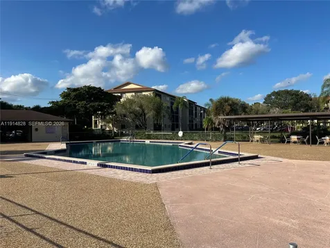 1301 SW 142nd Avenue Pembroke Pines FL 33027