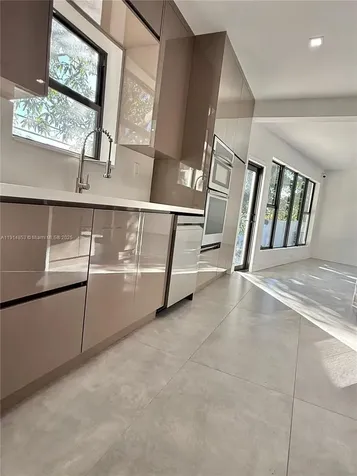 12615 N Miami Avenue North Miami FL 33168
