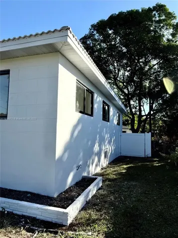 12615 N Miami Avenue North Miami FL 33168