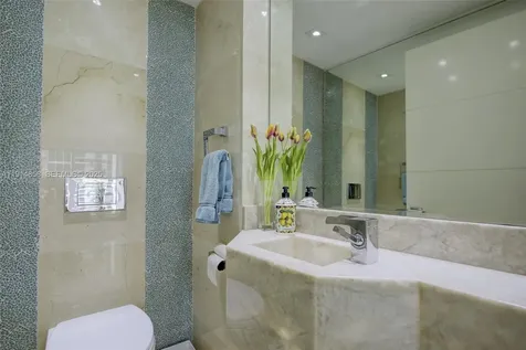 4775 Collins Avenue Miami Beach FL 33140