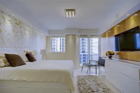4775 Collins Avenue Miami Beach FL 33140