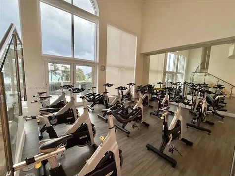 4775 Collins Avenue Miami Beach FL 33140