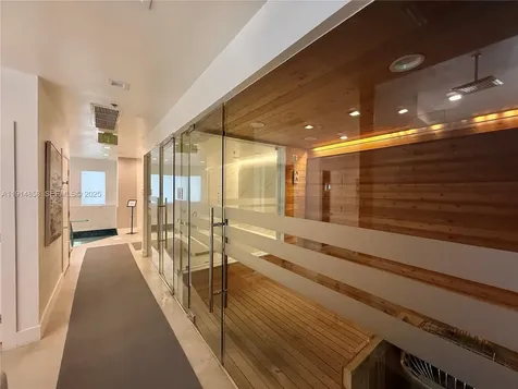 4775 Collins Avenue Miami Beach FL 33140