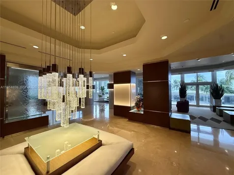 4775 Collins Avenue Miami Beach FL 33140