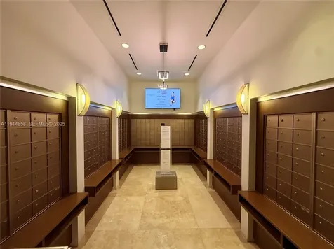 4775 Collins Avenue Miami Beach FL 33140
