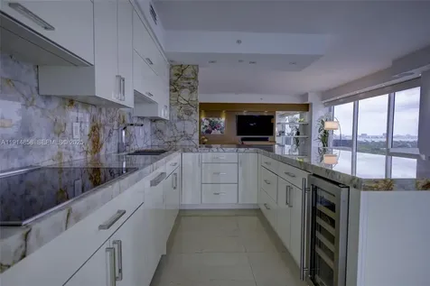 4775 Collins Avenue Miami Beach FL 33140