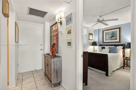 115 Royal Park Drive Oakland Park FL 33309