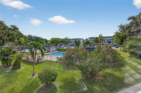 115 Royal Park Drive Oakland Park FL 33309