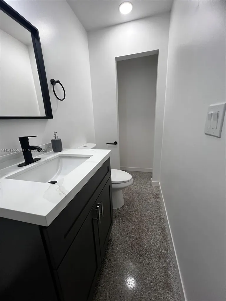 3820 SW 16th Street Fort Lauderdale FL 33312