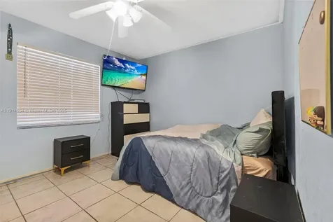 3141 NW 47th Terrace Lauderdale Lakes FL 33319