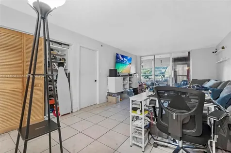 3141 NW 47th Terrace Lauderdale Lakes FL 33319
