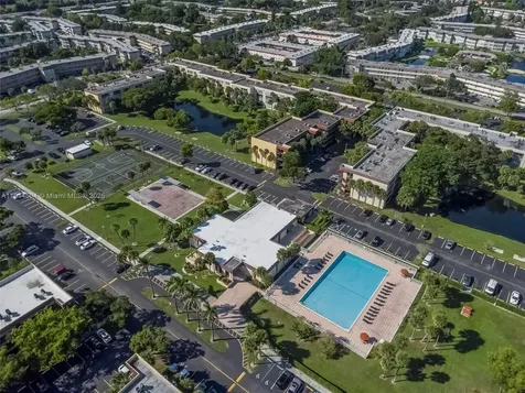 3141 NW 47th Terrace Lauderdale Lakes FL 33319