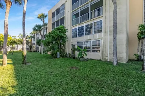 3141 NW 47th Terrace Lauderdale Lakes FL 33319