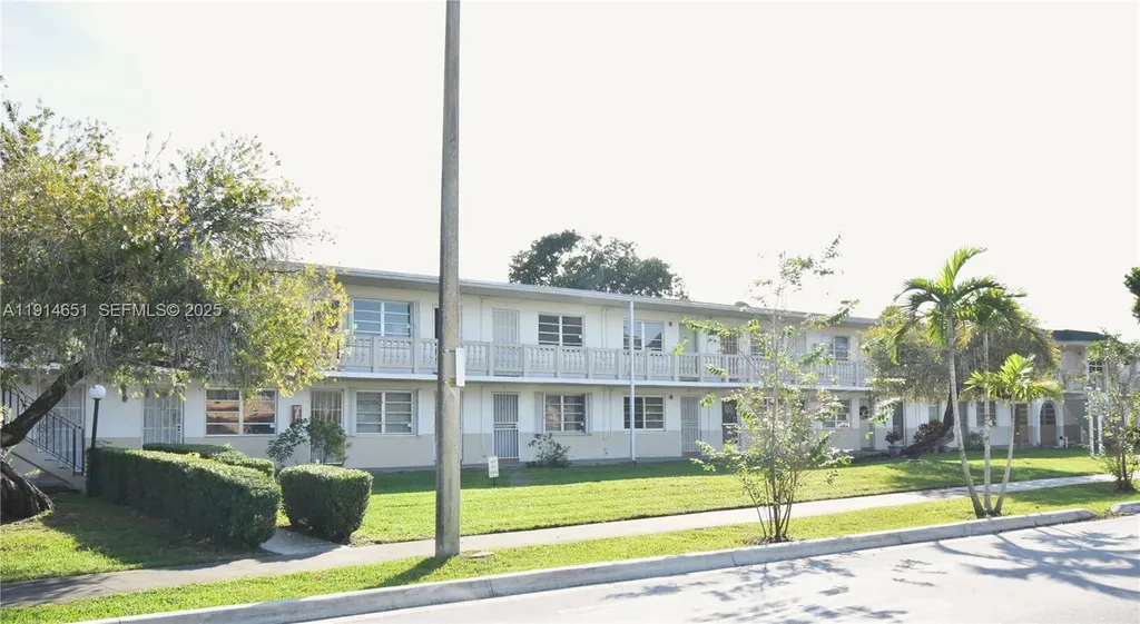130 NE 202nd Terrace Miami Gardens FL 33179