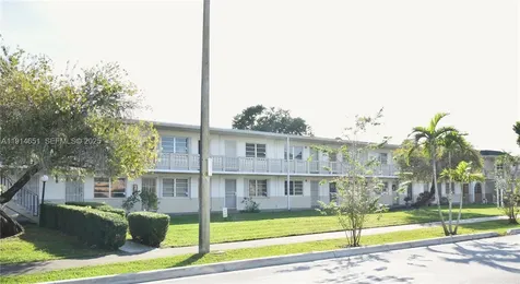 130 NE 202nd Terrace Miami Gardens FL 33179