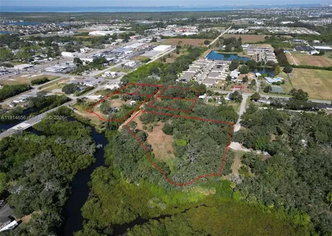 301 E Shell Point Road Tampa FL 33570