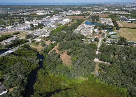 301 E Shell Point Road Tampa FL 33570