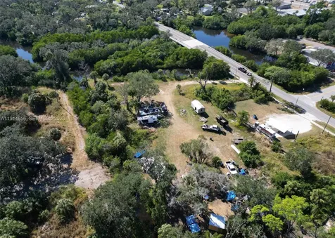 301 E Shell Point Road Tampa FL 33570