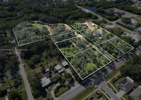 301 E Shell Point Road Tampa FL 33570