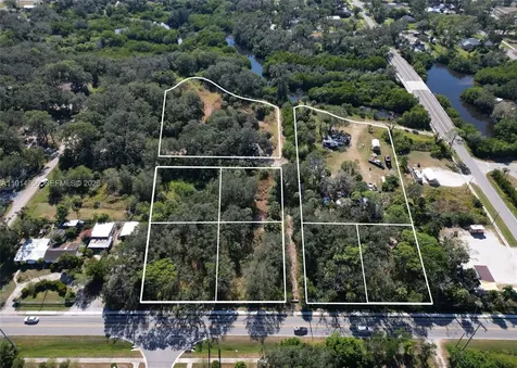 301 E Shell Point Road Tampa FL 33570