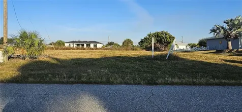 1427 NE 20 Th Cape Coral FL 33909