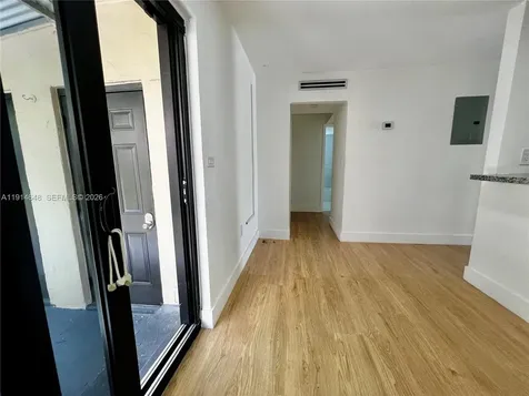 3520 SW 25th Street Miami FL 33133