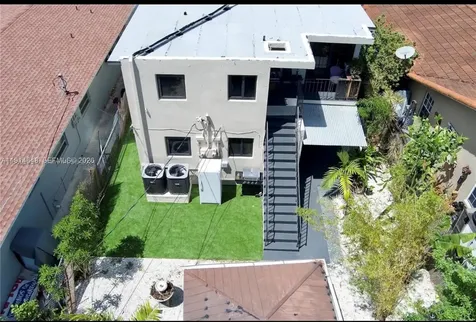 3520 SW 25th Street Miami FL 33133
