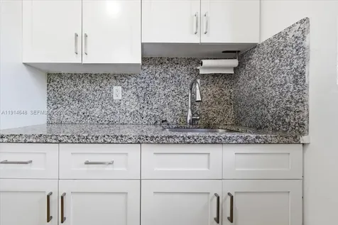 3520 SW 25th Street Miami FL 33133