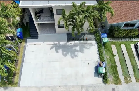 3520 SW 25th Street Miami FL 33133