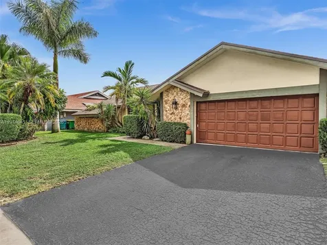 7390 NW 49th Street Lauderhill FL 33319