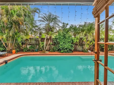 7390 NW 49th Street Lauderhill FL 33319