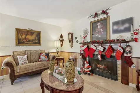 10941 NW 18th Street Pembroke Pines FL 33026