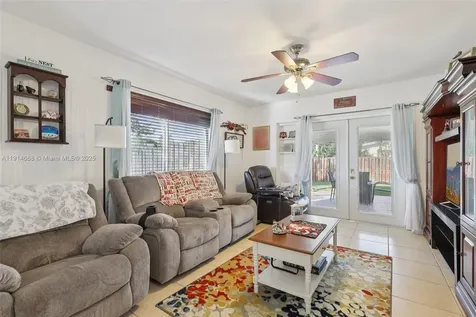 10941 NW 18th Street Pembroke Pines FL 33026