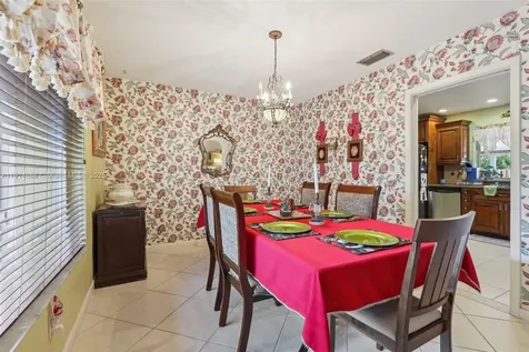 10941 NW 18th Street Pembroke Pines FL 33026