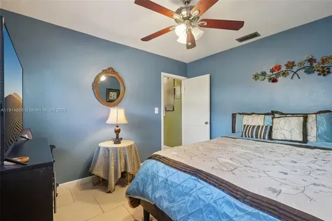 10941 NW 18th Street Pembroke Pines FL 33026