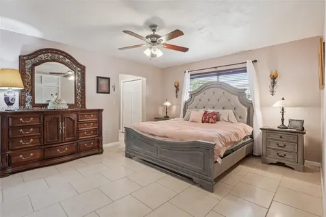 10941 NW 18th Street Pembroke Pines FL 33026