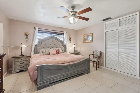 10941 NW 18th Street Pembroke Pines FL 33026
