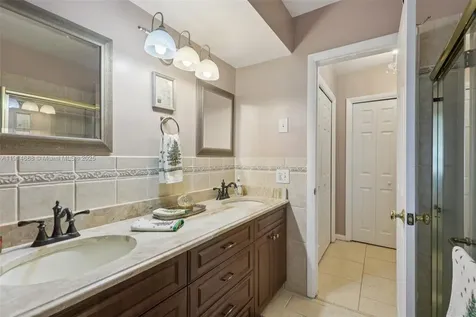 10941 NW 18th Street Pembroke Pines FL 33026