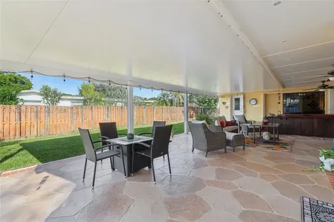 10941 NW 18th Street Pembroke Pines FL 33026