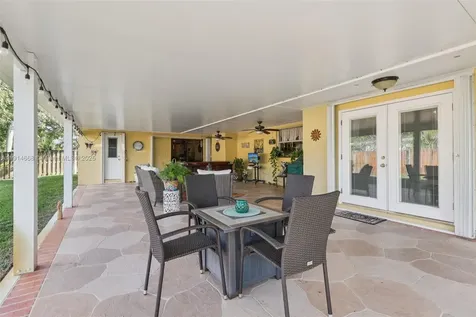 10941 NW 18th Street Pembroke Pines FL 33026