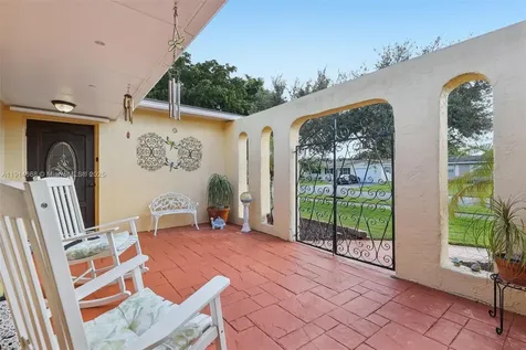 10941 NW 18th Street Pembroke Pines FL 33026