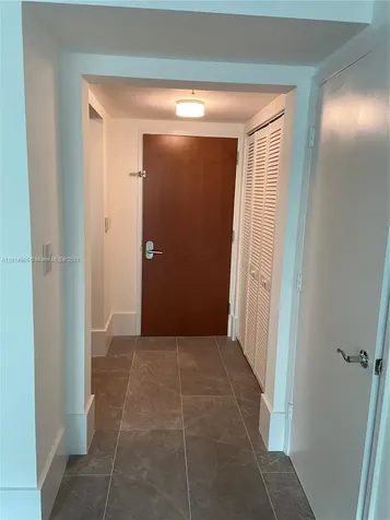 31 SE 5th Street Miami FL 33131