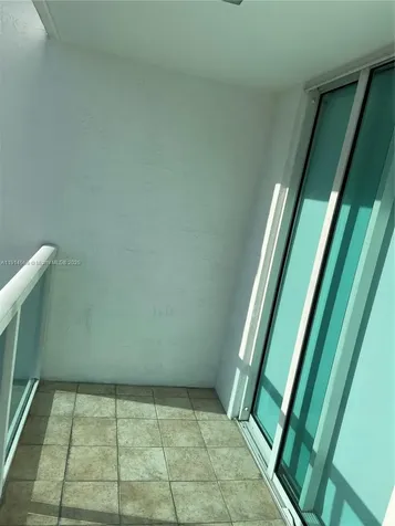 31 SE 5th Street Miami FL 33131