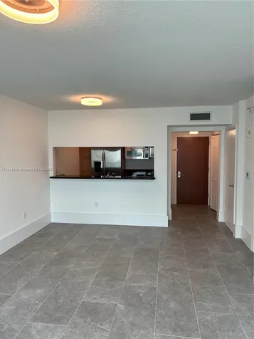 31 SE 5th Street Miami FL 33131